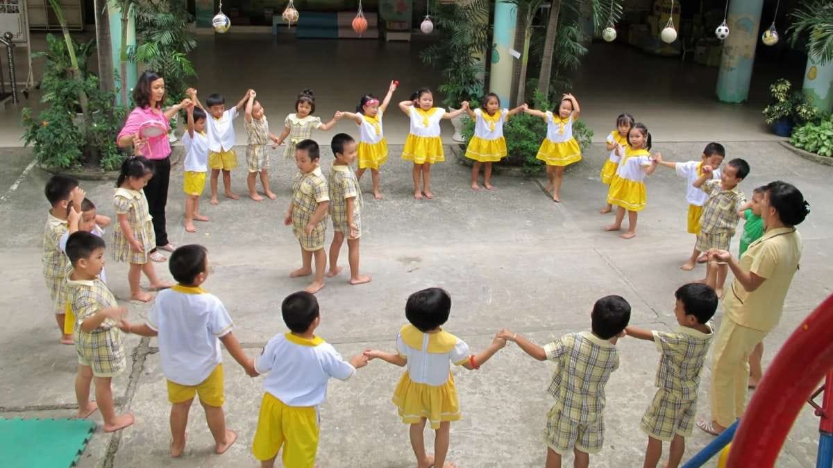 Cat and Mouse is a lively part of Vietnamese cultural heritage, often seen at festivals, schoolyards, and community events